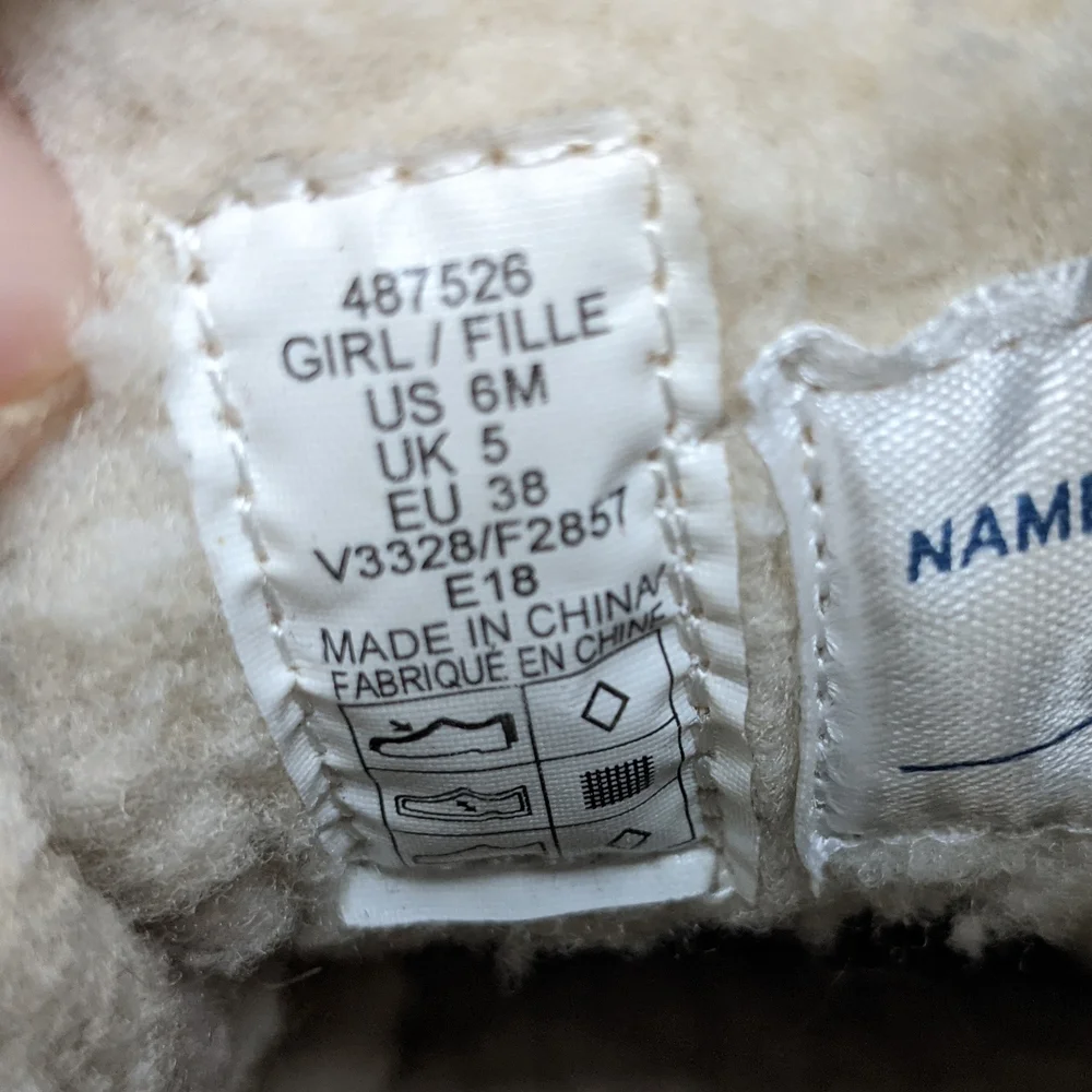 Lands' End Girls Insulated Quilted Winter Boots Size 6